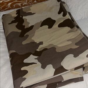 PB Teen Pottery Barn camo TWIN FLAT SHEETs reserved